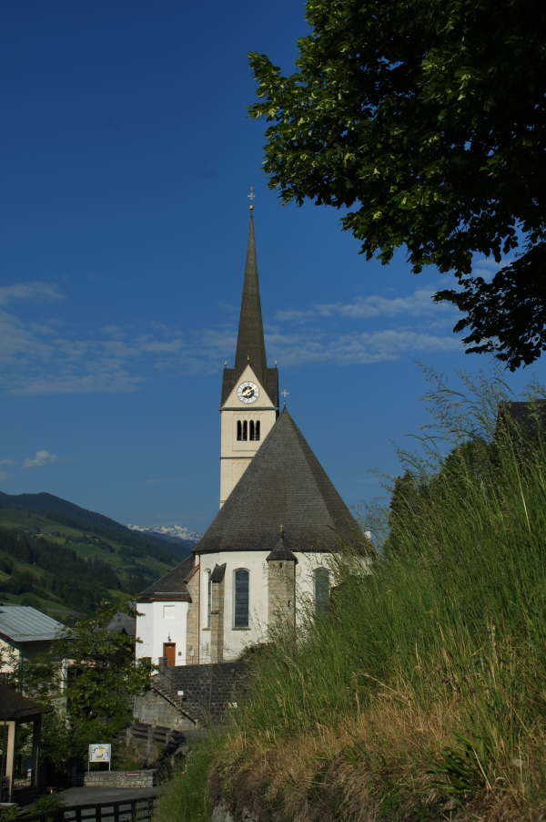 Glockenweihe in Taxenbach