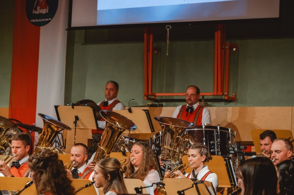Alt-Text konnte nicht generiert werden: Timeout while downloading https://www.tmk-taxenbach.at/wp-content/uploads/2025/05/Fruehlingskonzert25©karinpfisterer-0647-1.jpg.